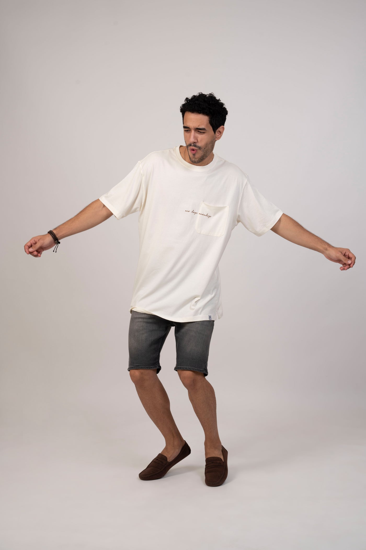 New Days Nowadays Magic Oversized T-shirt