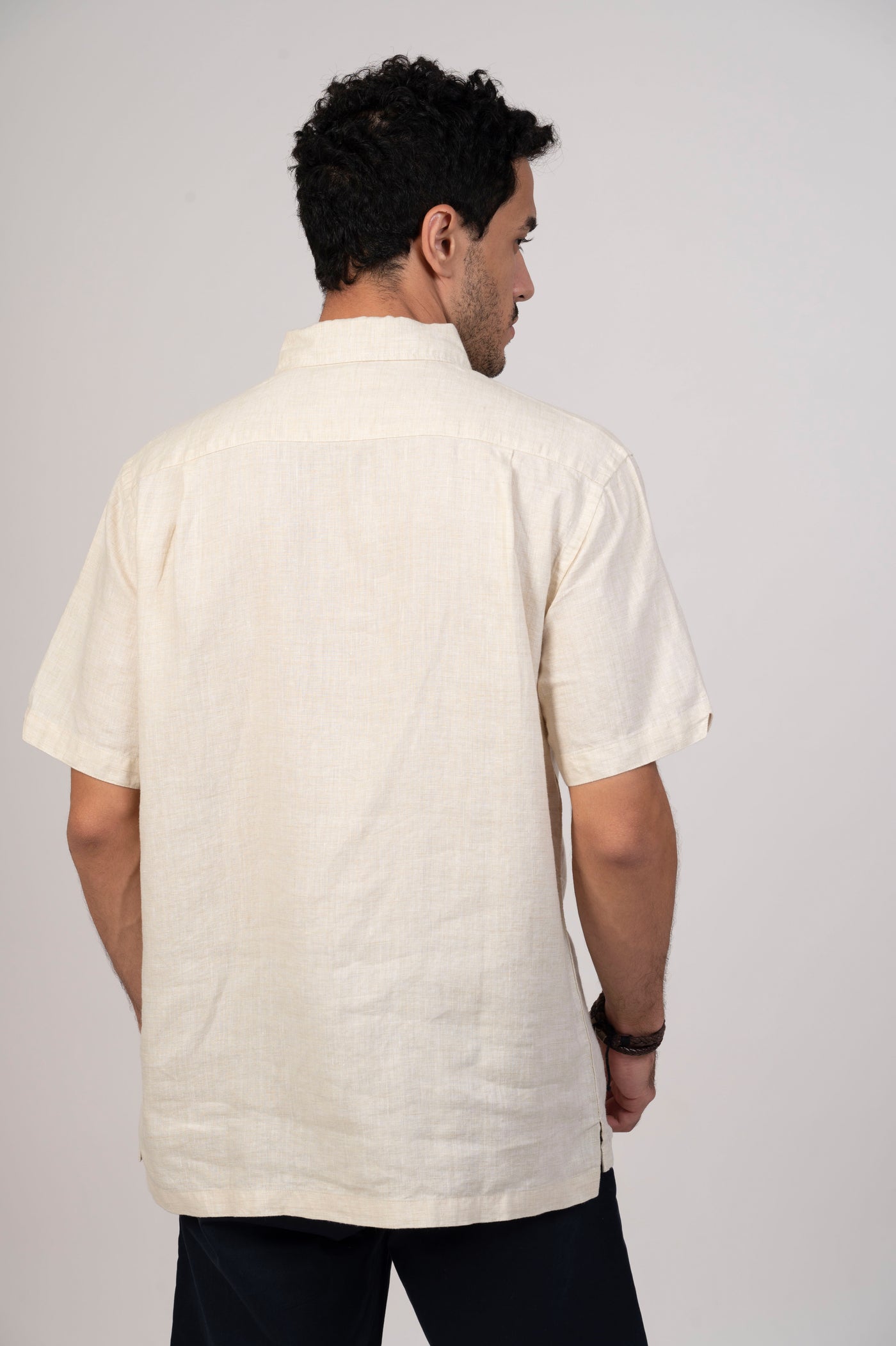 Upgrade your wardrobe with versatile Happy Bay Vintage Look Timeless Seed Pearl shirt
