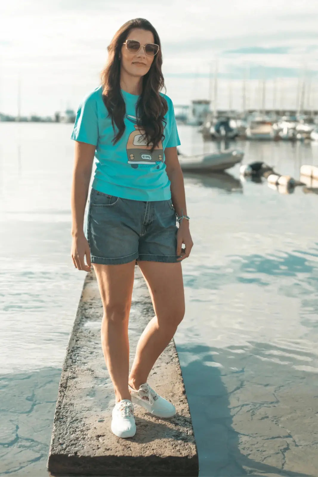 Happy Bay Happy Landings Splish Splash T-shirt for Women – Relaxed fit, ideal for beach vibes. Shop now and add fun to your summer style!	